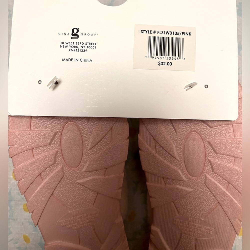 Luxe Memory Foam Slippers, Size:8 - Picture 6 of 6
